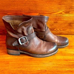 Frye Leather Veronica Bootie, women’s size 9